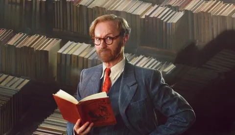 serija "Bookish"