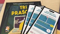 U Dječjem vrtiću Sjenčica u Osijeku danas je održana donacija edukativnih slikovnica iz serijala "Bajke u digitalnom svijetu", u organizaciji Centra za nestalu i zlostavljanu djecu i Centra za sigurniji internet, s ciljem jačanja digitalne pismenosti i sigurnosti djece vrtićke i pred&scaron;kolske dobi.