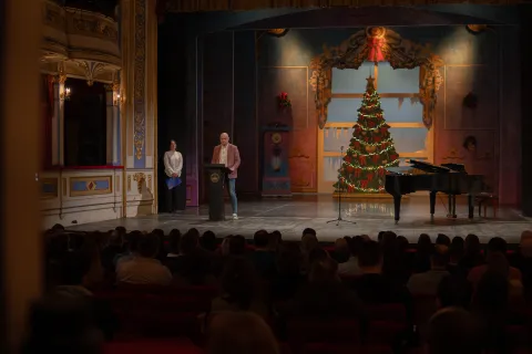 Osijek, 18. 12. 2025., Dodjela potpora poduzetnicima iz opžeg programa poticanja razvoja Grada Osijekapotpore; poduzetnici; Grad Osijek; HNK; Toislav Krolo; Orqa