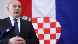 Zagreb, 18.12.2025 - Potpredsjednik Vlade i ministar hrvatskih branitelja Tomo Medved sudjelovao je na otkrivanju spomen-ploče poginulim hrvatskim braniteljima i civilnim žrtvama Domovinskog rata iz redova Hrvatskih &scaron;uma, u organizaciji Hrvatskih &scaron;uma i Udruge dragovoljaca i veterana Domovinskog rata Hrvatskih &scaron;uma. Na fotografiji Tomo Medved.foto HINA/ Denis CERIĆ /dc