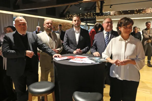 Čepin, 18. 12. 2025, Restoran Crna Svinja. 105 godina Glasa Slavonije, dodjela glaven nagrade za Glasov foto natječaj i predstavljanje novog časopisa Pogled.snimio GOJKO MITIĆ