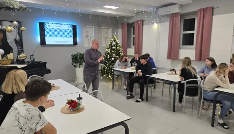 Predavanje u Hrvatskom radi&scaron;i