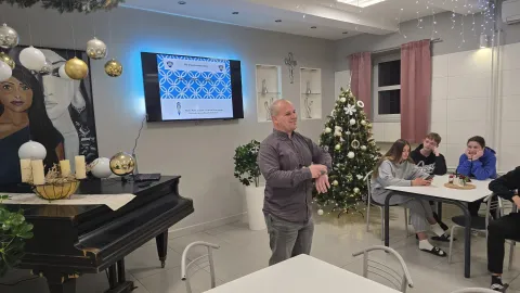 Predavanje u Hrvatskom radi&scaron;i