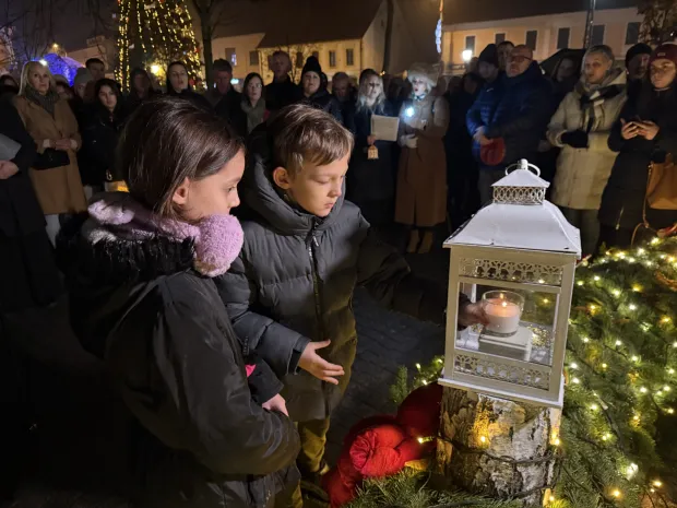 vinkovci adventska svijeća