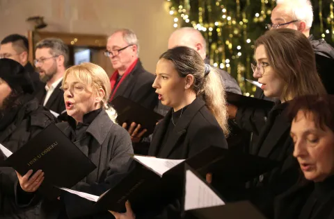 Osijek, 20. 12. 2025., Župa Preslavnog Imena Marijina, Božićni koncert HNK, HNK, koncert, BožićSNIMIO BRUNO JOBST