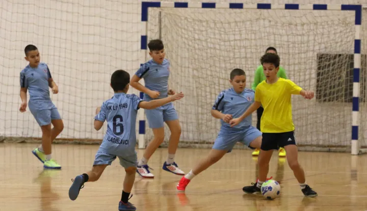 ZIMKO nudi bogat program, odmah je bilo i puno golova