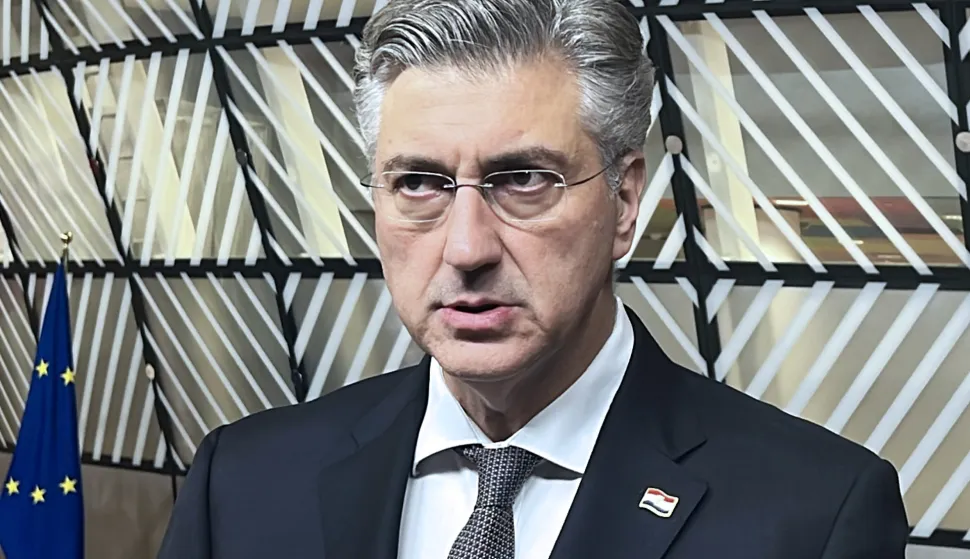 Bruxelles, 17.12.2025.- Na pro?irenje EU-a u posljednje vrijeme po?elo se gledati kroz geopoliti?ku optiku nakon strate?ke odluke da Ukrajina i Moldavija postanu dio procesa, ?to bi mo?da moglo zna?iti br?e pristupanje kandidata, izjavio je hrvatski premijer Andrej Plenkovi? po dolasku na samit EU-zapadni Balkan. foto HINA/ Slavko Vukadin/ ua