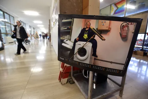 Zagreb, 12.12.2025 (nedeljni broj) - prica o kalendar s cistacicama Filozofskog fakulteta, tekst T.Pavic.foto Davor Kovacevicnedeljni broj