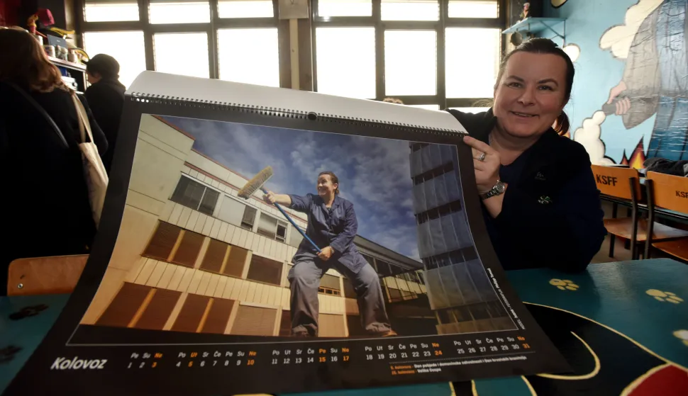 Zagreb, 12.12.2025 (nedeljni broj) - prica o kalendar s cistacicama Filozofskog fakulteta, na slici Ivana, tekst T.Pavic.foto Davor Kovacevicnedeljni broj