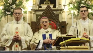 Osijek, 25. 12. 2025, Osječka konkatedrala. Božićnu misu služio je nadbiskup Đuro Hranić.snimio GOJKO MITIĆ