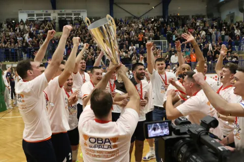 Osijek, 27. 04. 2025, SD Jug 2, obojka, Murska Osijek - Mladost (Zagreb), četvrta utakmica finala doigravanja za prvaka. Mursa Osijek, prvaci.snimio GOJKO MITIĆ