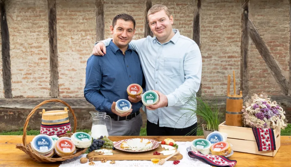 OPG Braća Perković iz Retkovaca registriran je 2005. godine, fokusiran isključivo na proizvodnju kozjeg sira i uzgoj koza2025.