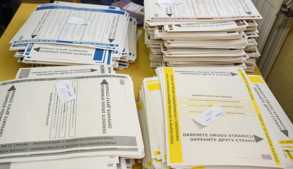 02.10.2022., Laktasi, Bosna i Hercegovina - U Domu kulture u Laktasima je glasavo Milorad Dodik, predsjednik SNSD-a. Photo: Dejan Rakita/PIXSELL