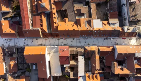 SLAVONSKI BRODIz SAD-a u Hrvatsku je stiglo veliko priznanje - međunarodna arhitektonska nagrada Architecture Masterprize Best of Best 2025., i to za projekt i realizaciju pje&scaron;ačke zone Slavonski Brod u kategoriji Urban design.prosinac 2025.