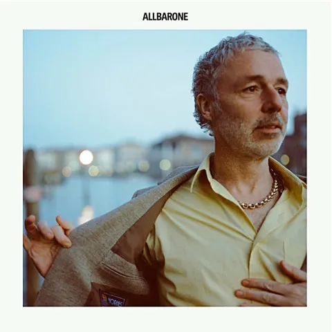 strani albumi 2025.