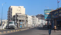 Cars drive through a street in Aden, where the internationally recognised government is based, on December 31, 2025. Saudi Arabia welcomes the UAE's troop withdrawal in Yemen but tensions will remain while Abu Dhabi backs separatists there, a source close to the Saudi government told AFP on December 31, 2025. The UAE-backed Southern Transitional Council's forces have swept through divided Yemen's government-run areas this month, seizing much of resource-rich Hadramawt bordering Saudi Arabia and neighbouring Mahra province. (Photo by Saleh Al-OBEIDI/AFP)