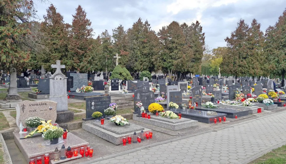 Katoličko groblje Beli Manastir