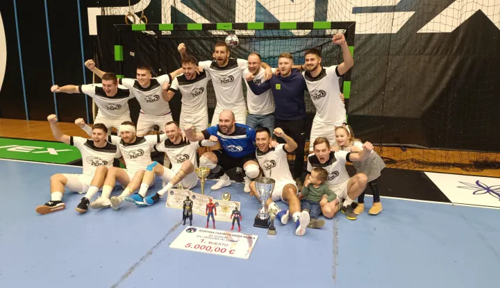 Nogomet05.01.2026.Bozicni turnirNa slici: CB The Best - obranio tituluSnimio: Srecko Sobodic