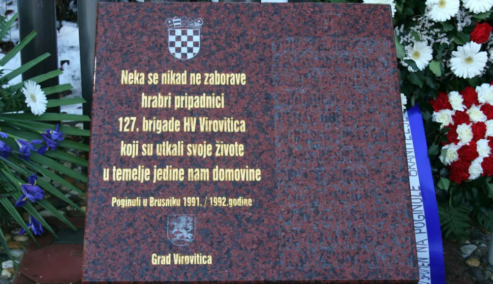 Spomen obilježje poginulih virovitičkih branitelja u Brusniku pokraj Pakraca 