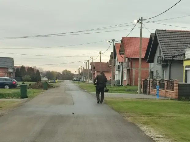 Dimnjačar u Županji, prosinac 2024.snimila Marija Le&scaron;ić Omerović