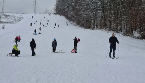 Snijeg čekali godinama, i dočekali: Radi skijali&scaron;te Cerovi - zoljanski Kronplatz