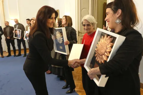 Osijek, 09. 01. 2026, Trg Ante Starčevića 2, Županija. Županica Nata&scaron;a Trami&scaron;ak primila je dobitnike nagrada, Suncokret ruralnog turizma iz OBŽ.snimio GOJKO MITIĆ