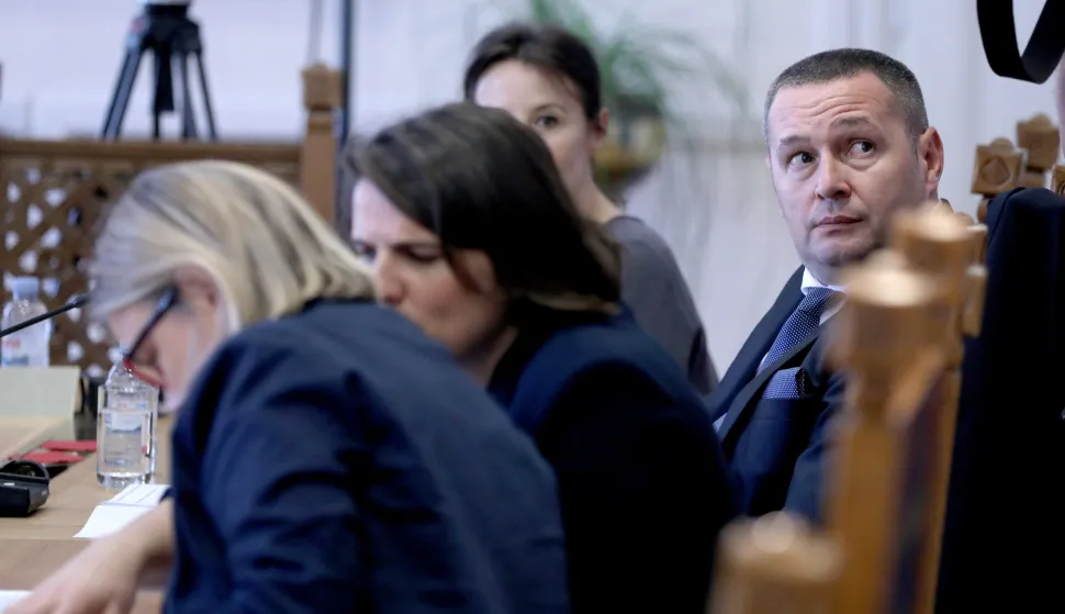 25.10.2023., Zagreb - Na zajednickoj sjednica Odbora za Ustav, Poslovnik i politicki sustav i Odbora za informiranje, informatizaciju i medije oporbeni zastupnici su pokusali na dnevni red staviti raspravu o jucerasnjim dogadjanima u Saboru. Photo: Patrik Macek/PIXSELL