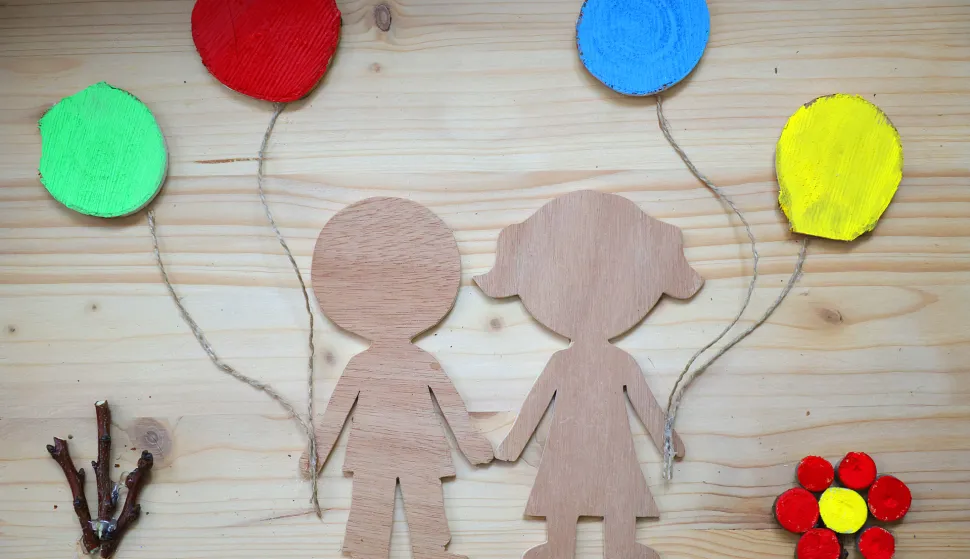 /Foto/ Točka, točka, točkica, onda crta, crta, crtica...