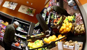 STUDENAC, TRGOVINA, ROVINJSKO SELO, 15.10.2025. SNIMIO MILIVOJ MIJOSEK