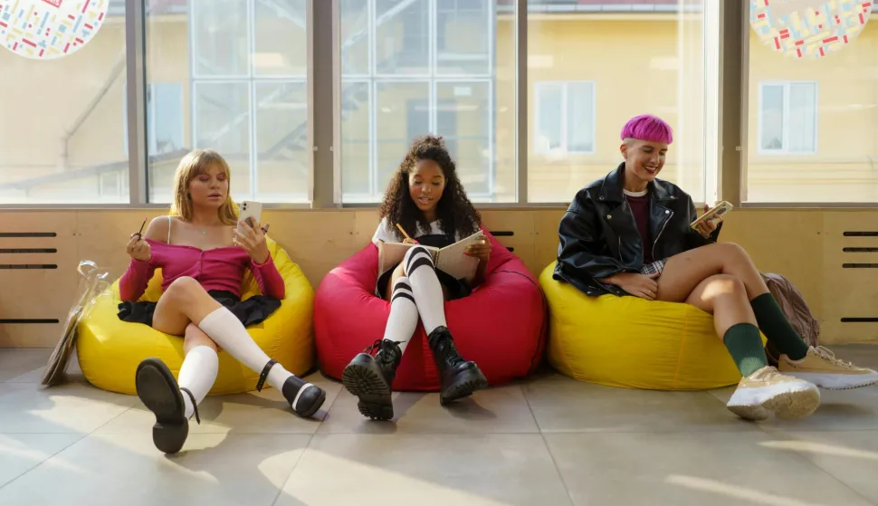 MAGAZIN PEXELSPHOTO BY cottonbro studio