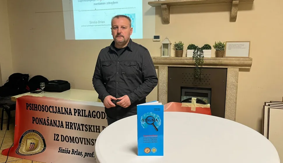 SLATINA - SIJEČANJ 2026. - Profesor Brlas predstavio je i publikaciju