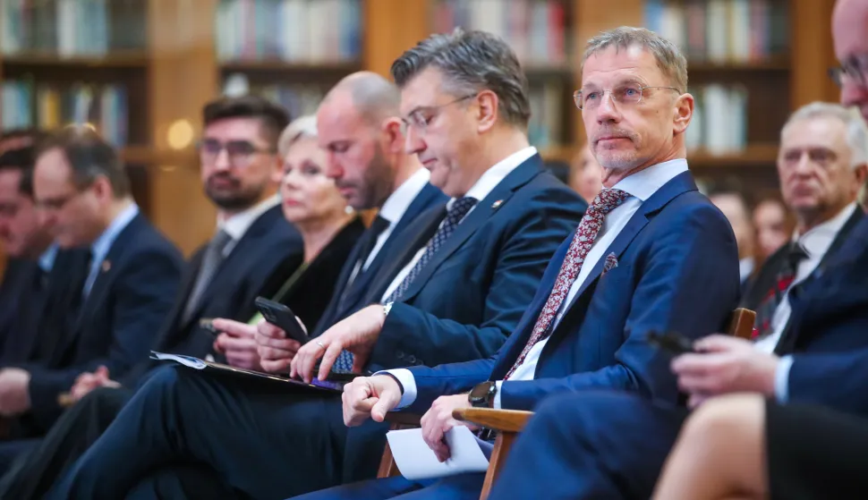 30.01.2024.., Zagreb - U HNB-u odrzana konferencija: Godina dana s eurom u Hrvatskoj. Konferenciju je otvorio guverner Boris Vujcic, a obratio se i predsjednik vlade Andrej Plenkovic. Skupu se u uvodnom dijelu obratio i Philip R. Lane, clan Izvrsnog odbora Europske sredisnje banke. Photo: Slavko Midzor/PIXSELL