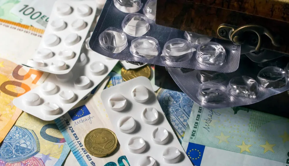 novac euro euri lijekovi
