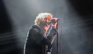 Osijek, 31. 10. 2025., Koncert Bijelo dugme - turneja Dožvijeti stotubijelo dugme; koncert; gradski vrt; bend; publika; glazba