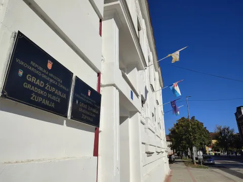 Ulaz u gradsku kućusnimila Marija Le&scaron;ić Omerović