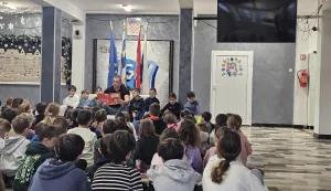 Luka Pratljačić čitao djeci