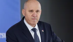 Zagreb, 12.12.2025. - Izjave ministra Branka Bačića nakon sjednice Vlade.Na fotografiji Branko Bačić.foto HINA/ Edvard &Scaron;U&Scaron;AK