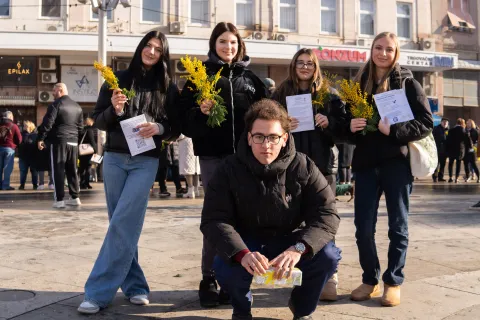 Osijek, 24. 1. 2026., Dan mimozaučenici; medicinska &scaron;kola; dan mimoza; mimoze; zdravlje; HPV; dan borbe protiv raka maternice