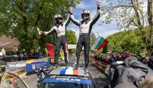Sebastien Ogier (Francuska) i njegov suvazač Vincent Landais (Francuska)