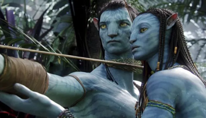 (L-R): Jake Sully (voiced by Sam Worthington) and Neytiri (voiced by Zoe Saldana) in Twentieth Century Fox's AVATAR. Photo courtesy of Twentieth Century Fox. &copy; 2009 Twentieth Century Fox. All Rights Reserved.