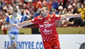 Croatia's wing #39 David Mandic reacts during the men's EHF Euro 2026 main round handball match Slovenia v Croatia in Malmoe, Sweden, on January 27, 2026. (Photo by Johan Nilsson/TT/TT NEWS AGENCY/AFP)/Sweden OUT