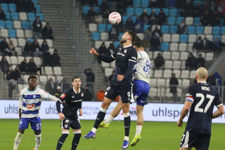 Osijek, 25. 01. 2026, Opus Arena, nogomet, Osijek - Dinamo. SuperSport HNL 25/26. David Čolina (36)snimio GOJKO MITIĆ