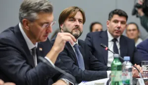 28.01.2026., Hrvatski Sabor, Zagreb - 48. sjednica Odbora za financije i drzavni proracun na kojoj je prijedlog za iskazivanje povjerenja dr. sc. Tomislavu Coricu za obavljanje duznosti potpredsjednika Vlade Republike Hrvatske i ministra financije, a predlagatelj je predsjednik Vlade Republike Hrvatske Andrej Plenkovic. Andrej Plenkovic, Tomislav Coric, Nikola Grmoja Photo: Goran Stanzl/PIXSELL