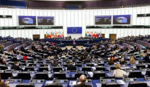 11 March 2025, France, Stra?burg: Ursula von der Leyen (CDU), President of the European Commission, stands in the European Parliament building and speaks. MEPs want to discuss the future of European defense with EU Commission President von der Leyen and EU Council President Costa. Debates on women's rights, migration policy and the so-called Clean Industrial Deal are also on the agenda. Photo: Philipp von Ditfurth/dpa Photo: Philipp von Ditfurth/DPA