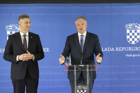 Zagreb, 30.01.2026 - Izjave glavnog tajnika OECD-a Mathiasa Cormanna i premijera Andreja Plenkovića nakon temetske sjednice Vlade. Na fotografiji Andrej Plenković, Mathias Cormann foto HINA/ Daniel KASAP/ dk