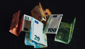 plaća, novac, euro, euri