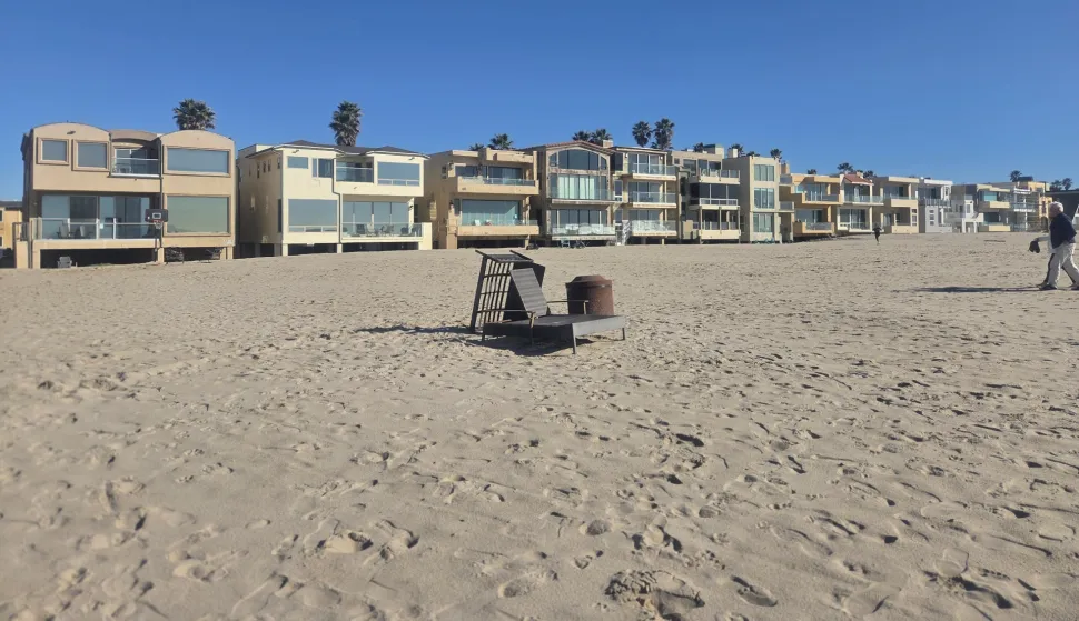 U Santa Barbari nema C.C.-ja, Malibu je bez Charlieja, Mitch nije na kontrolnom tornju