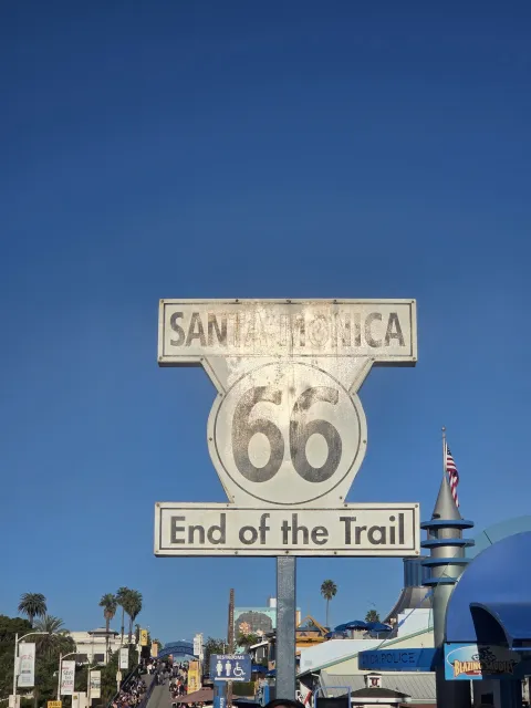 U Santa Barbari nema C.C.-ja, Malibu je bez Charlieja, Mitch nije na kontrolnom tornju