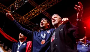 02.02.2026., Zagreb - Svecani docek hrvatske rukometne reprezentacije u na Trgu bana Josipa Jelacica nakon osvojene broncane medalje na Europskom rukometnom prvenstvu. David Mandic, Ivan Martinovic i Marko Perkovic Thompson Photo: Igor Kralj/PIXSELL