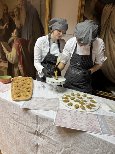 U Spomen-muzeju biskupa Josipa Jurja Strossmayera u Đakovu u petak, 30. siječnja 2026., održana je jo&scaron; jedna uspje&scaron;na&nbsp;Noć muzeja&nbsp;koja je i ove godine privukla brojne posjetitelje svih uzrasta.